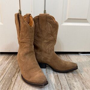 Tecovas “Sadie” Western Boots